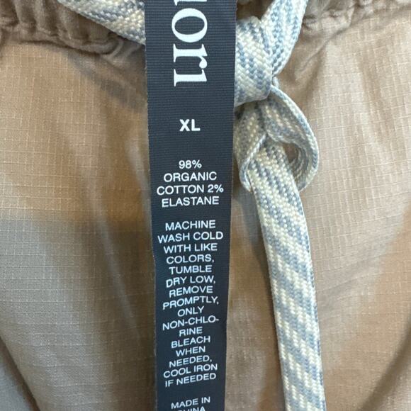 Vuori Women's Ripstop Pants Coconut SZ XL NWT Gorpcore Outdoor Hiking Athleisure - Picture 7 of 7